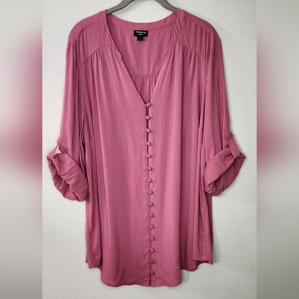TORRID HARPER-Rose Button-Front Blouse